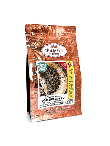 Pepe di Voatsiperifera, grani di pepe essiccati, busta richiudibile da 200 g per preservarne la freschezza.